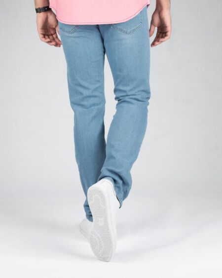شلوار جین روشن ساده مردانه - آبی روشن - پشت